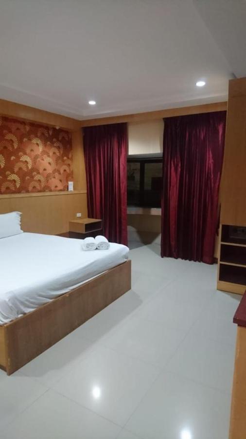 New Pind Balluchi Inn Pattaya Eksteriør bilde