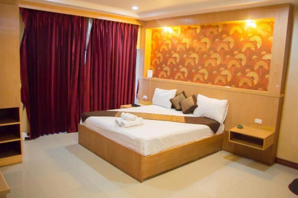 New Pind Balluchi Inn Pattaya Eksteriør bilde