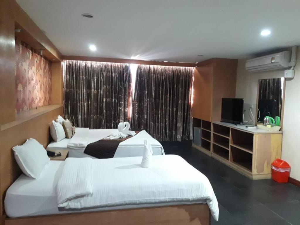 New Pind Balluchi Inn Pattaya Eksteriør bilde