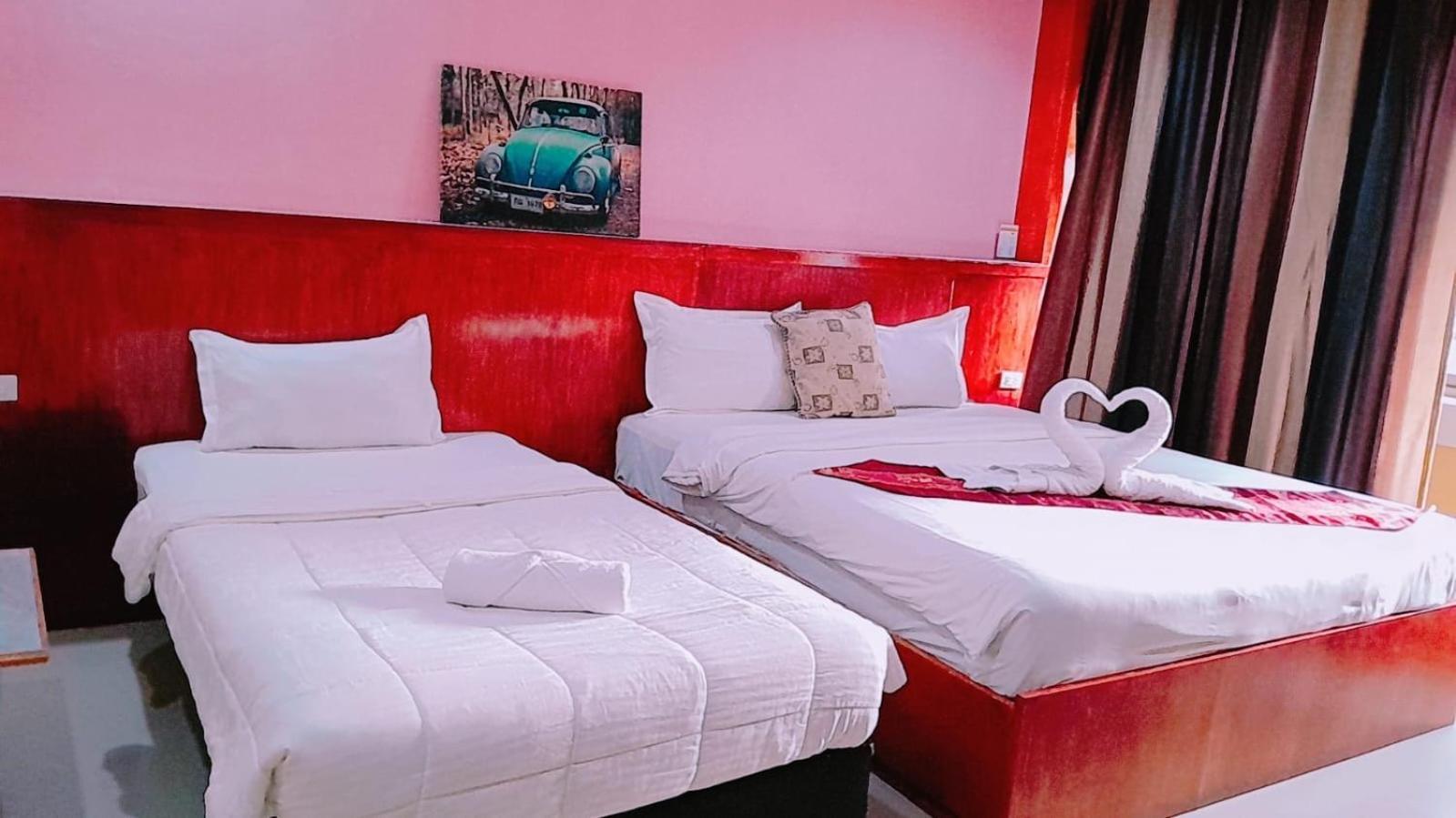 New Pind Balluchi Inn Pattaya Eksteriør bilde